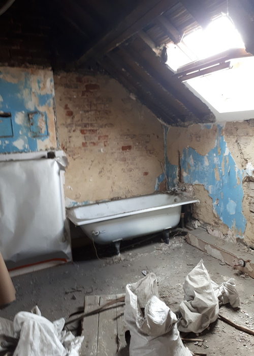 demolition-salle-de-bain